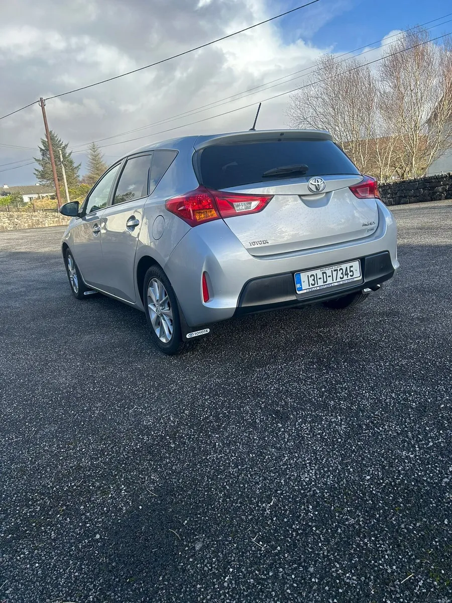 131 Toyota Auris - Image 3