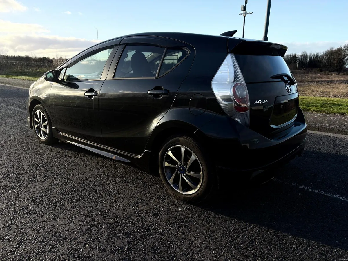 2014 Toyota Aqua, Automatic, 1.5 Petrol Hybrid - Image 2