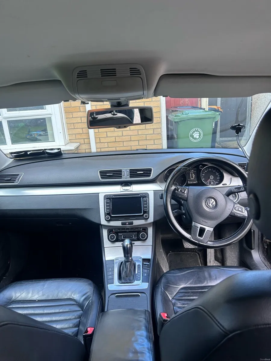 Volkswagen Passat Estate - Image 4