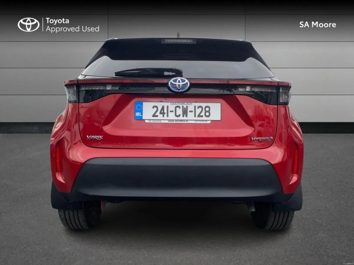 Toyota Yaris Cross LUNA SPORT BI-TONE - Image 4