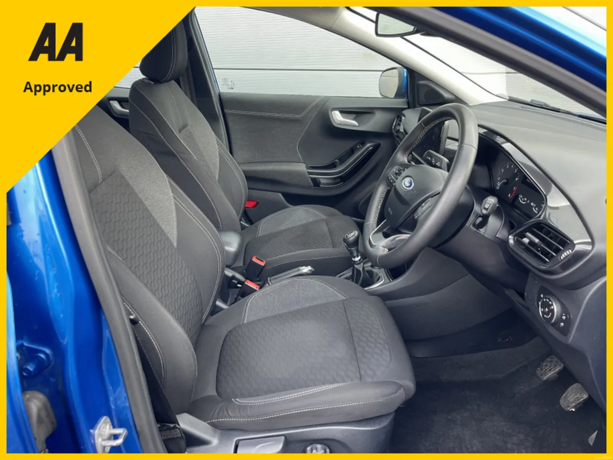 Ford Puma TITANIUM MHEV FREE DELIVERY - Image 3