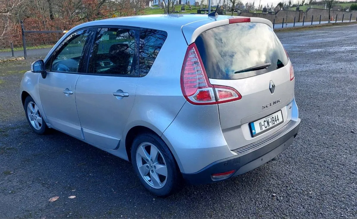 Renault Scenic III 5 seats 1.5 DCI - Image 3