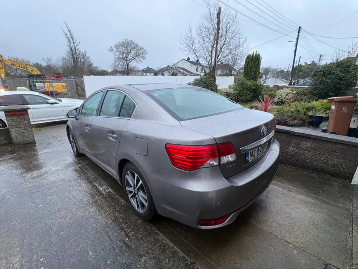 Toyota Avensis Low Mileage - Image 4