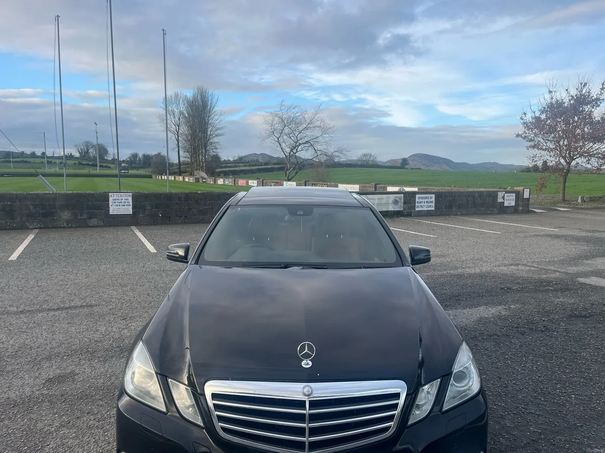 Mercedes e350 amg - Image 4