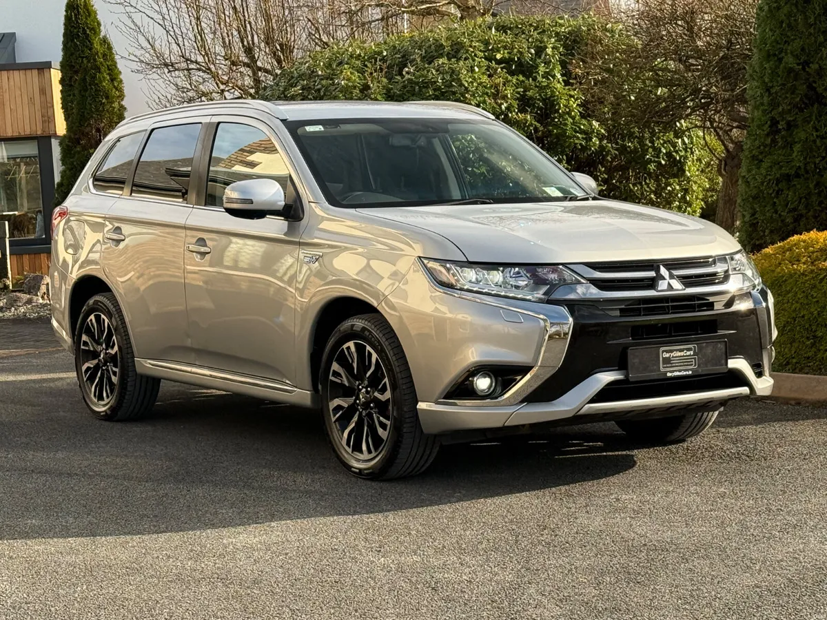 *Auto* 181 Mitsubishi Outlander PHEV! - Image 1
