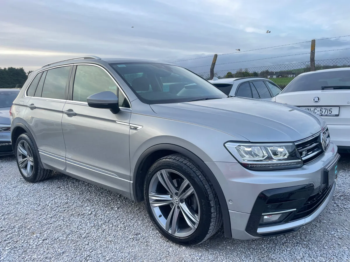 Volkswagen Tiguan R-Line - Image 2