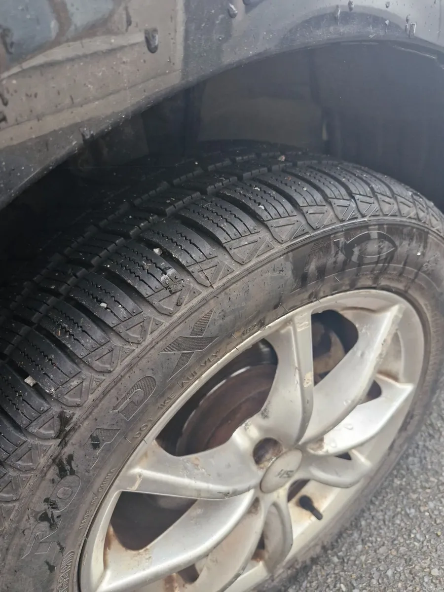 Toyota Corolla 2005 - Image 4