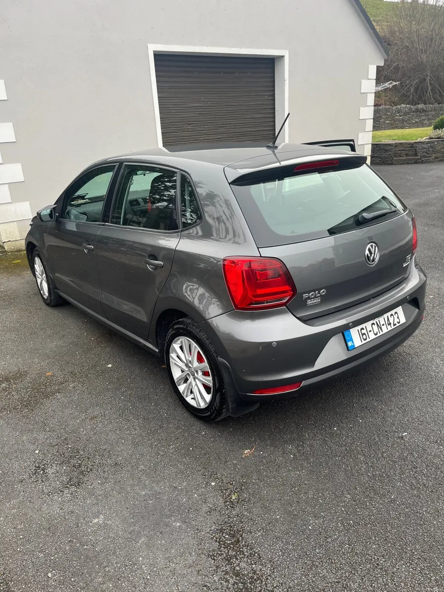 Volkswagen polo - Image 4