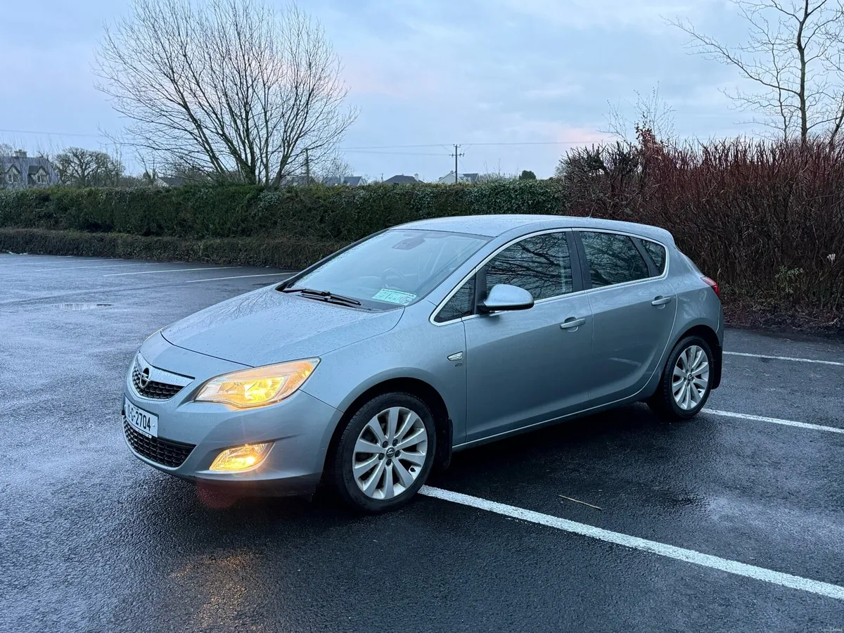 Opel Astra nct and taxed - Image 4