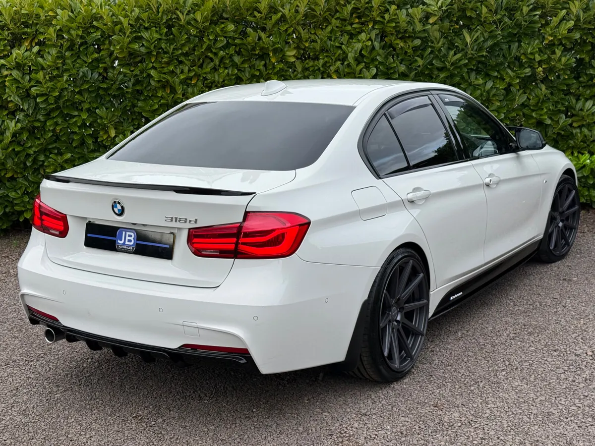 BMW 318D M-Sport Auto 2017 **Big Spec** - Image 4