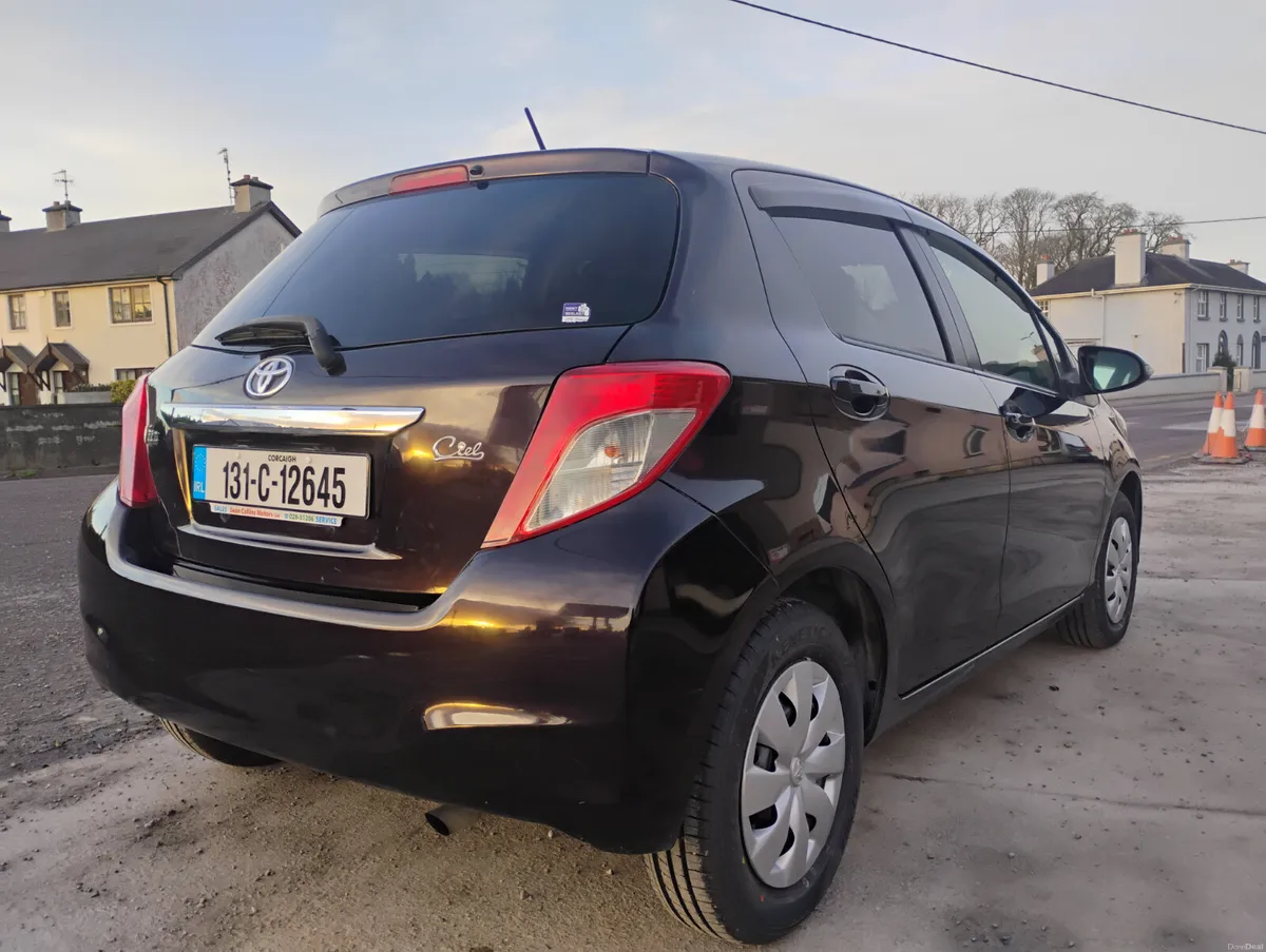 Toyota Vitz 2013 AUTO - Image 2
