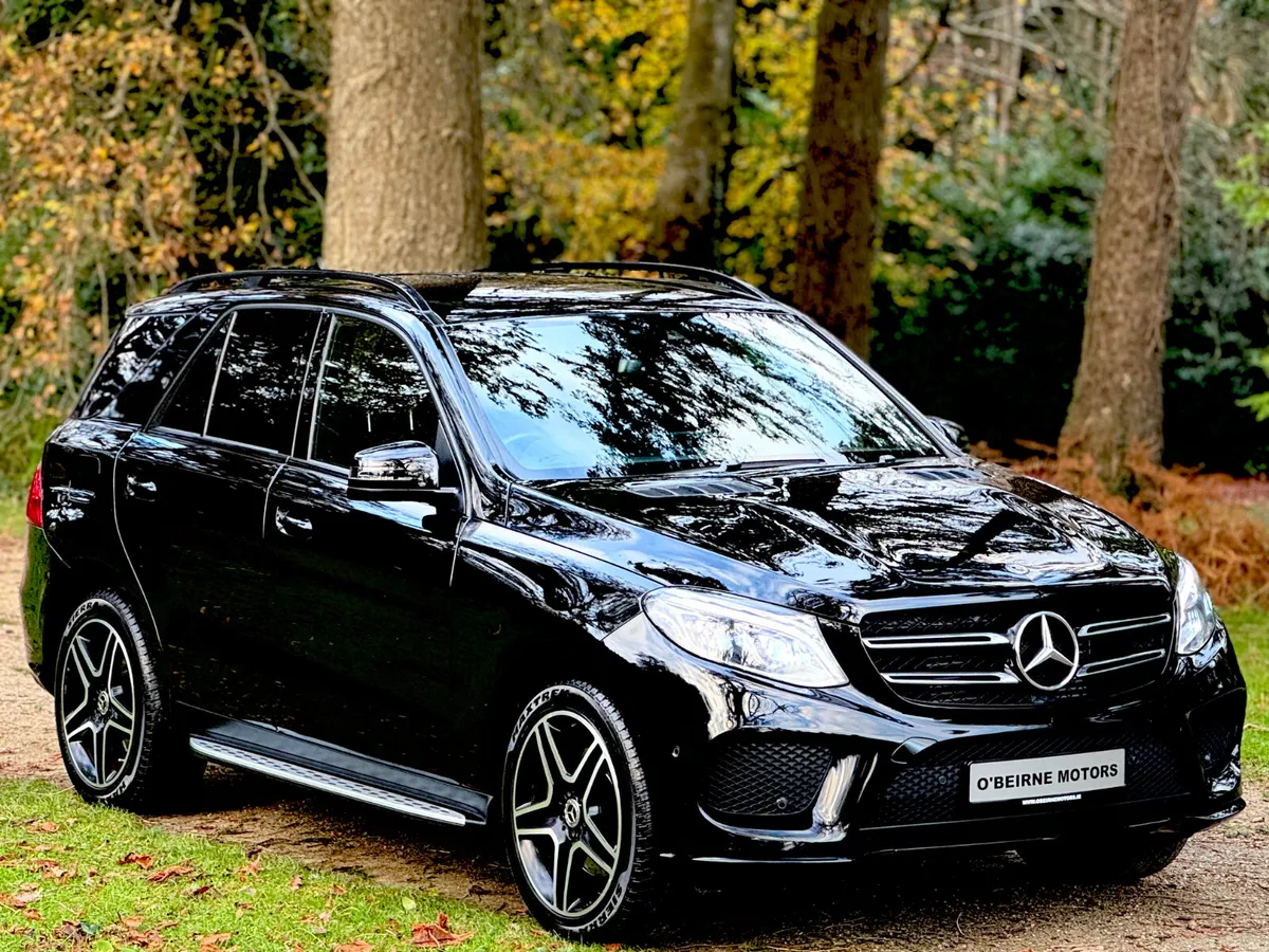 GLE 250 AMG NIGHT EDT 4-MATIC * LOW KMS * - Image 2