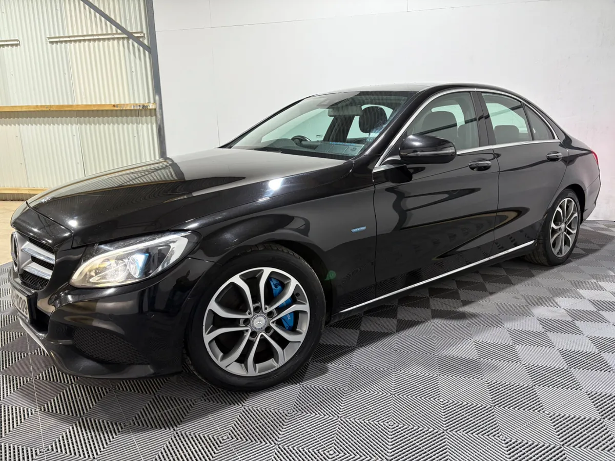 Mercedes Benz C350E Premium Plug In Hybrid - Image 4