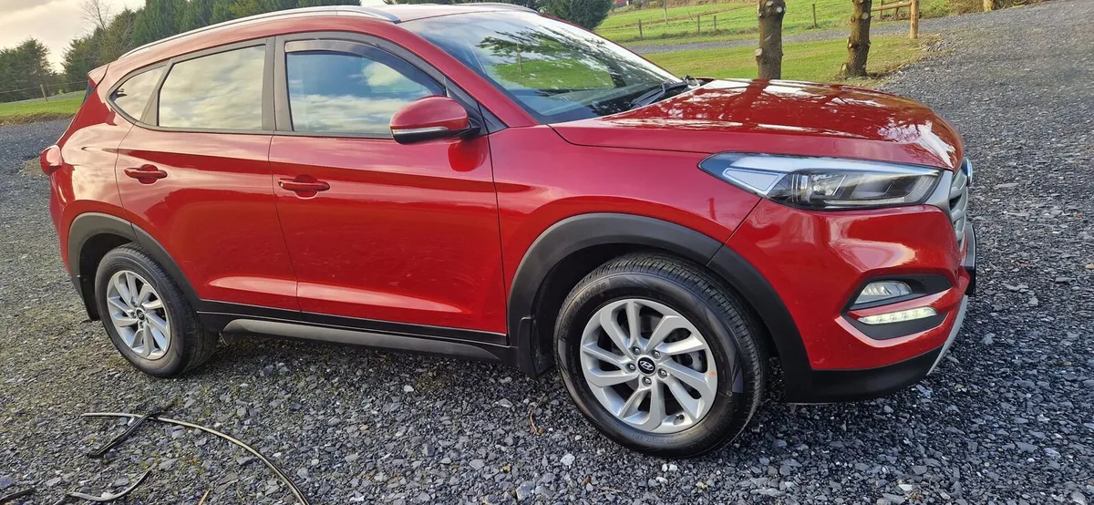 2017 Hyundai Tucson - Image 1