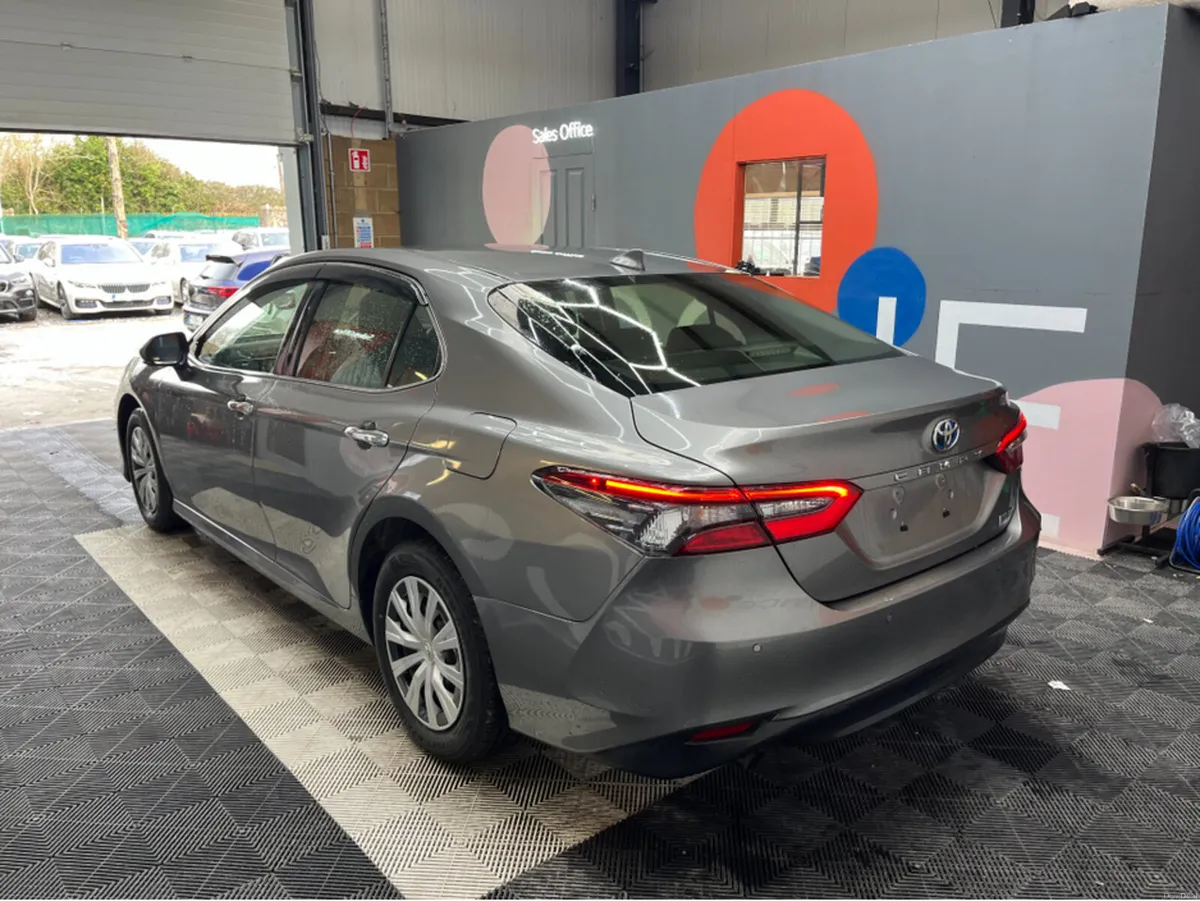 Toyota Camry 2022 TOYOTA CAMRY X 2.5 AUTOAMTIC / C - Image 4