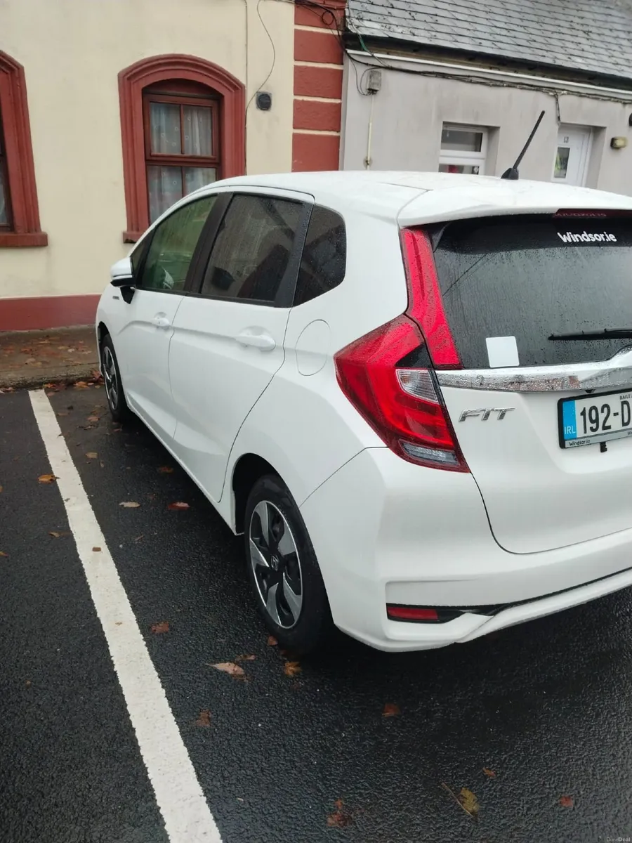 Honda Fit 2019 - Image 2
