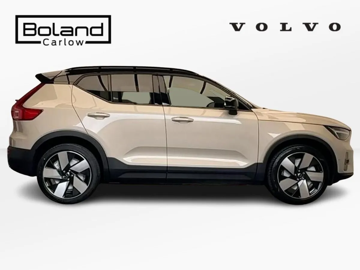 Volvo EX40 ULTRA LONG RANGE *1.9% APR* €115 PER WE - Image 4