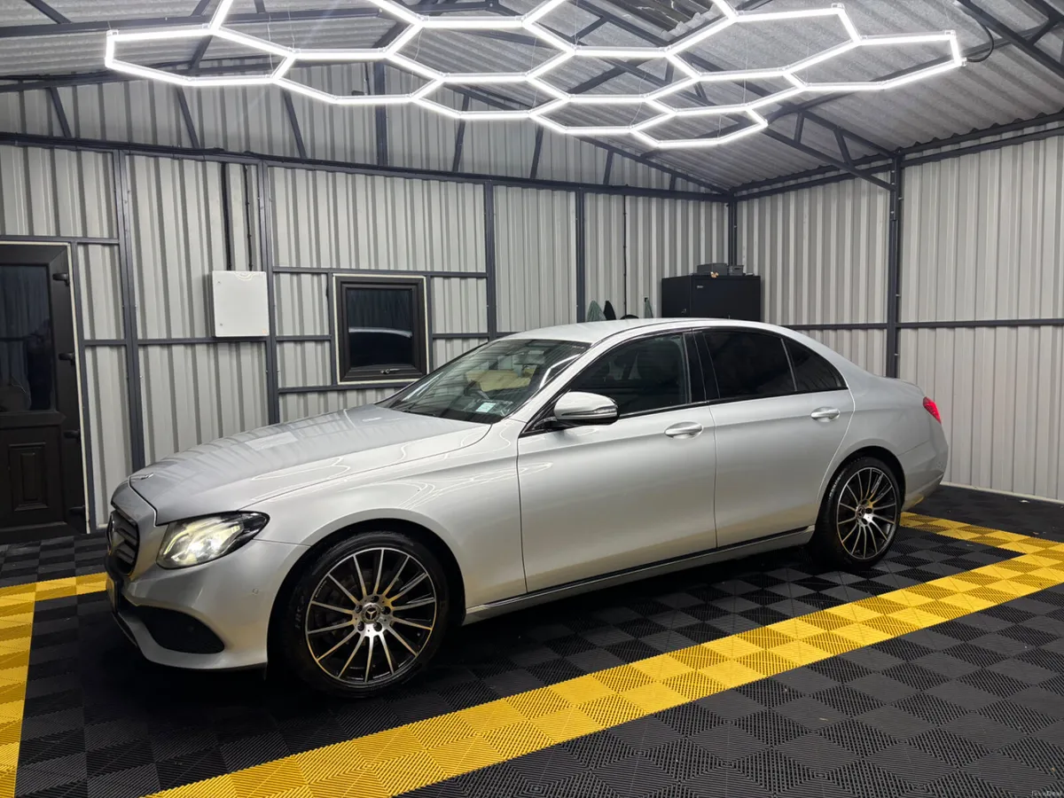 Mercedes-Benz E Class Diesel Avantgarde 2018 - Image 2