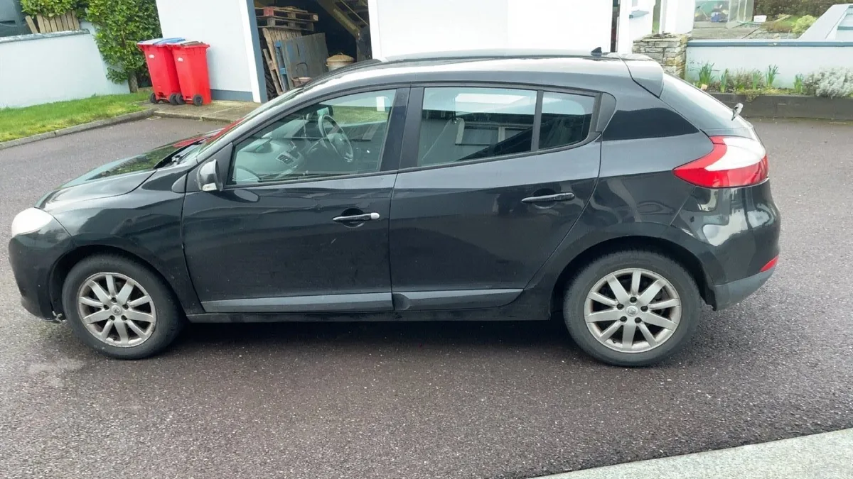 Renault Megane 2012 150,000km - Image 3