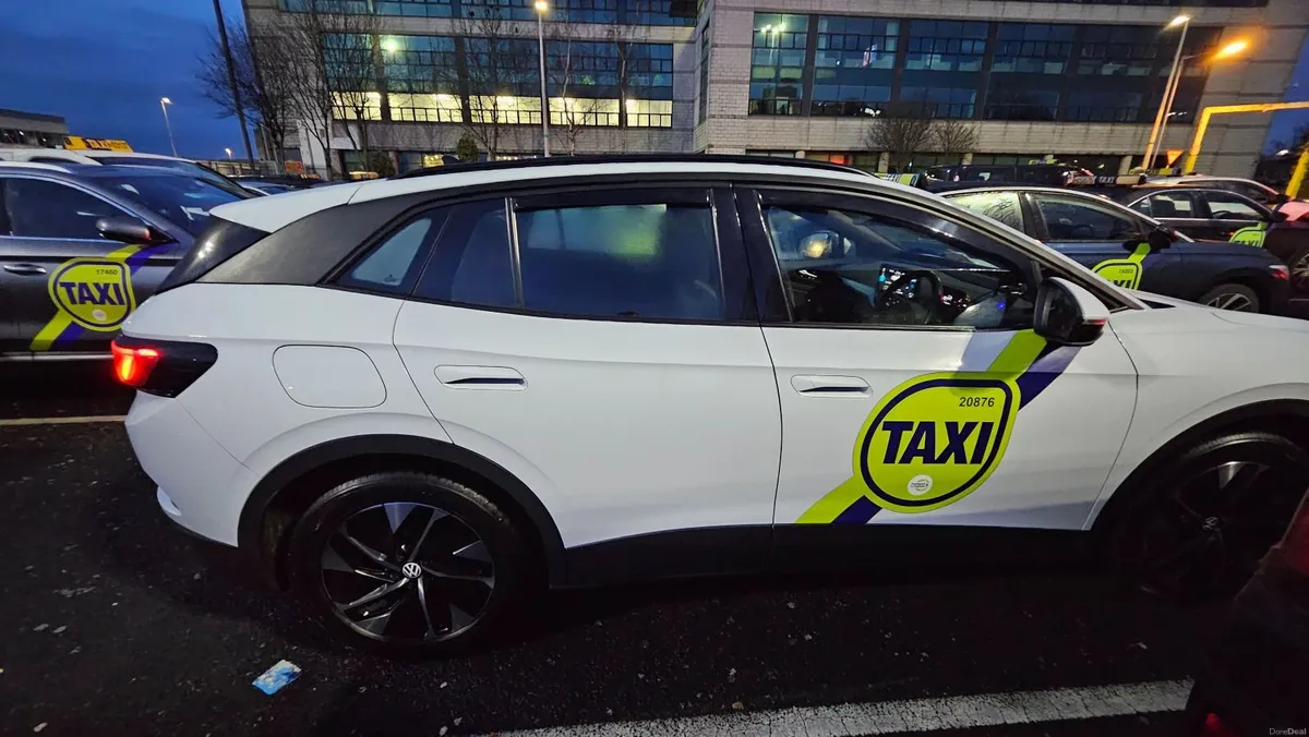 Volkswagen ID.4 2024 - Image 2