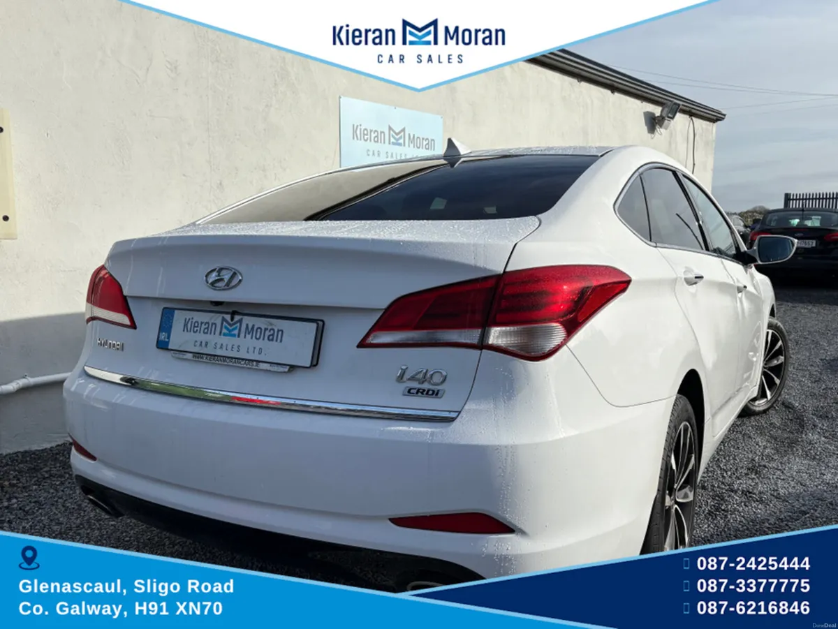 Hyundai i40 EXECUTIVE PLUS 4DR - Image 4