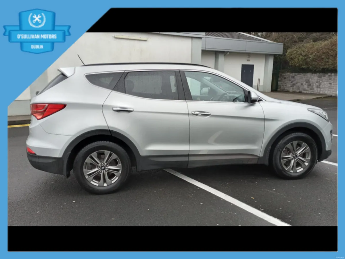 Hyundai Santa Fe /2015/2.2 DIESEL/7 SEATER/MANUAL - Image 4