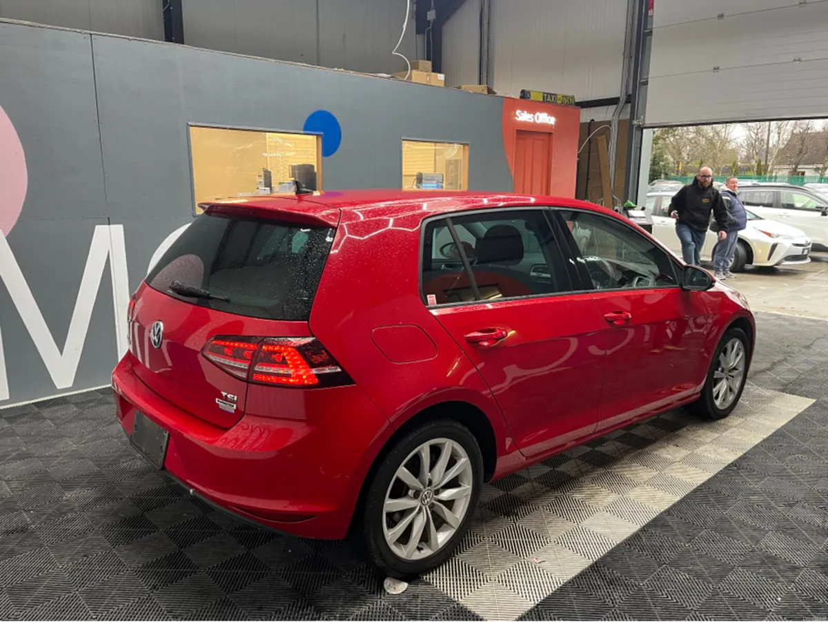 Volkswagen Golf €15950! 2017 VOLKSWAGEN GOLF 1.2 A - Image 2