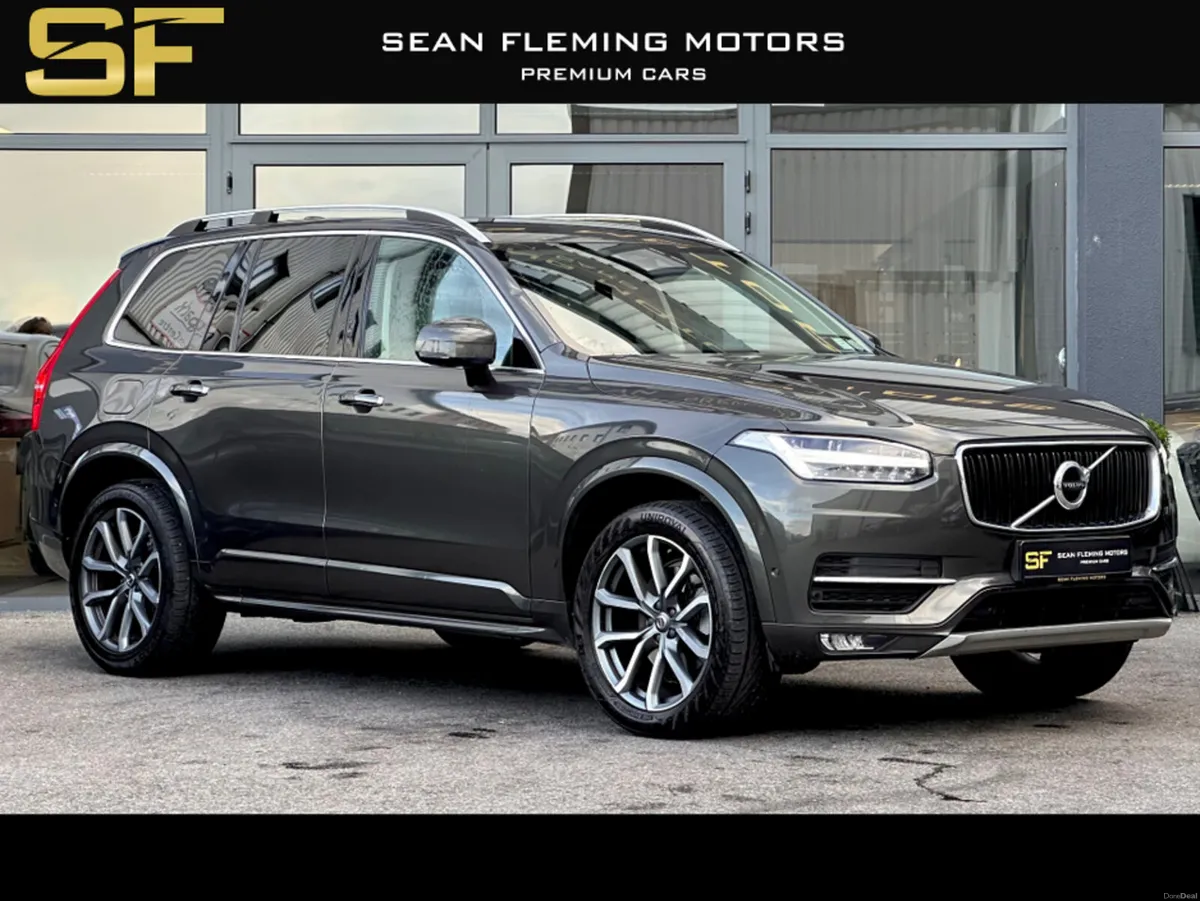 Volvo XC90 D5 AWD MOMENTUM 5DR AUTO - Image 1