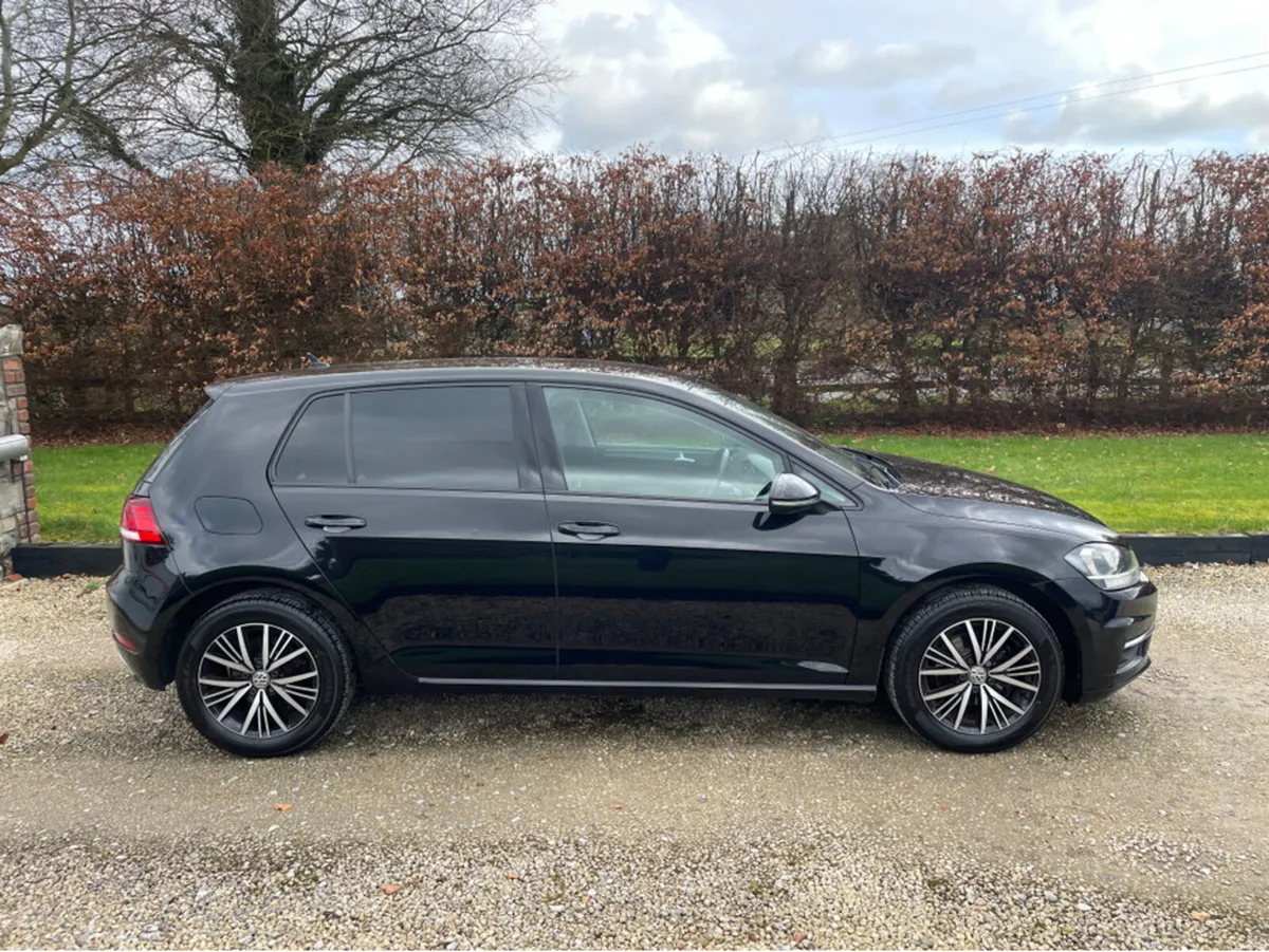Volkswagen Golf 1.0 TSI SE BLUEMOTION MANUAL - Image 4