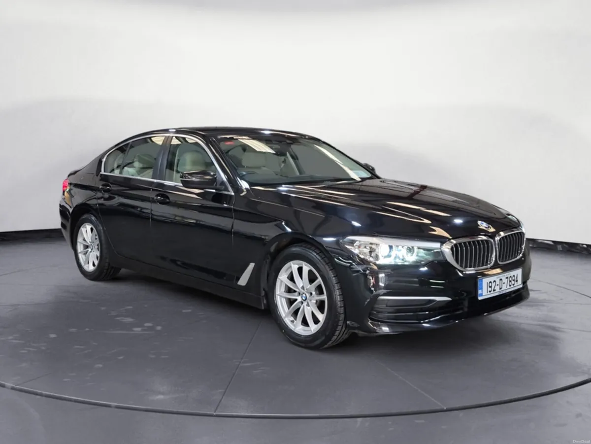 BMW 5-Series 520D  4DR AUTO SE - Image 3
