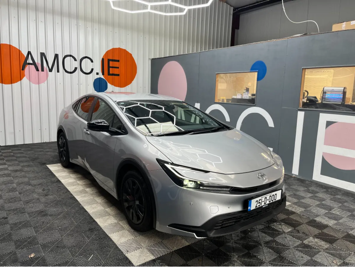 Toyota Prius €33950 2025 TOYOTA PRIUS X 1.8 AUTOMA - Image 1