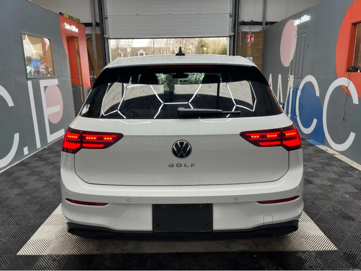 Volkswagen Golf €31950 2024 VOLKSWAGEN GOLF TDI AC - Image 3