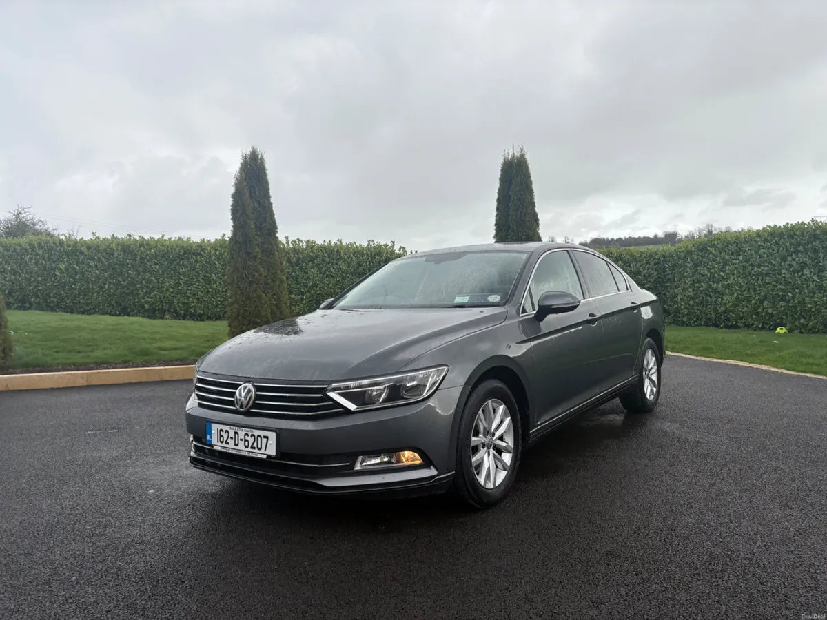 Volkswagen Passat 2016 petrol - Image 4