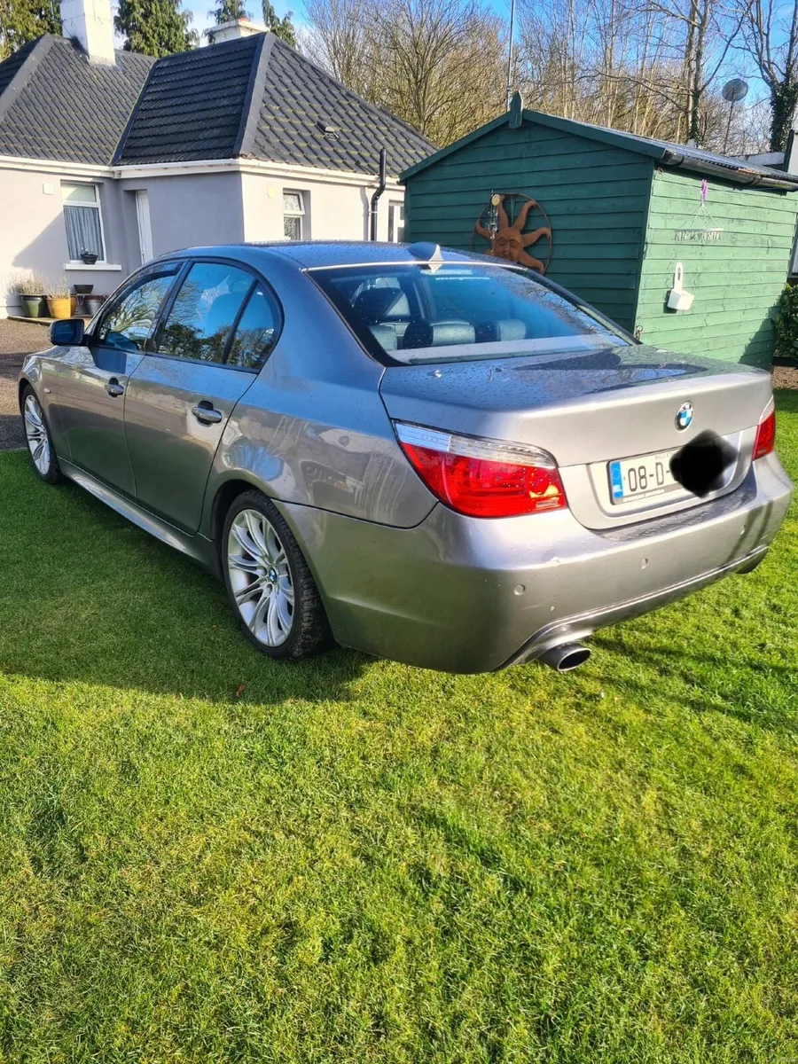 BMW 5-Series 2008 - Image 1