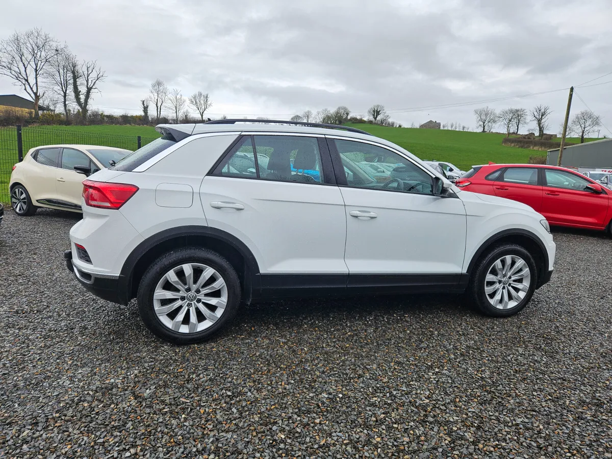 Volkswagen T-Roc 2019 - Image 6