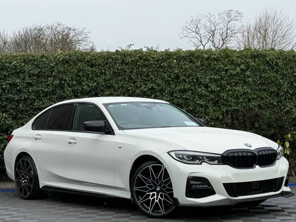 BMW 3-Series 330e M-SPORT COMPETITION 2.0 HYBRID * - Image 1
