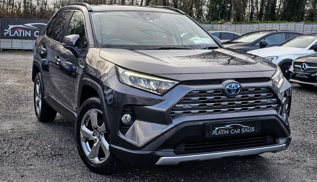 🔥 2019 Toyota RAV4 2.5 Hybrid SOL Automatic - Image 1