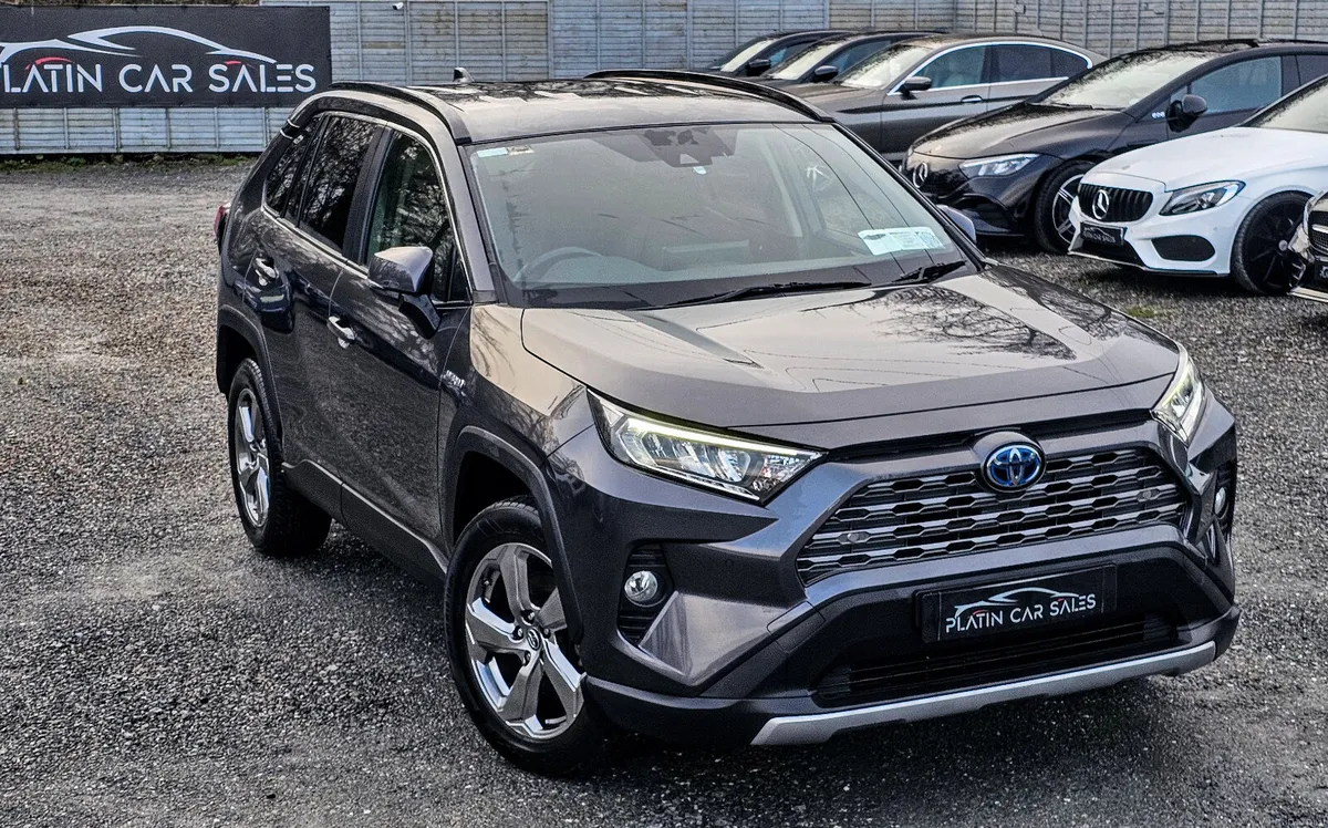 🔥 2019 Toyota RAV4 2.5 Hybrid SOL Automatic - Image 2