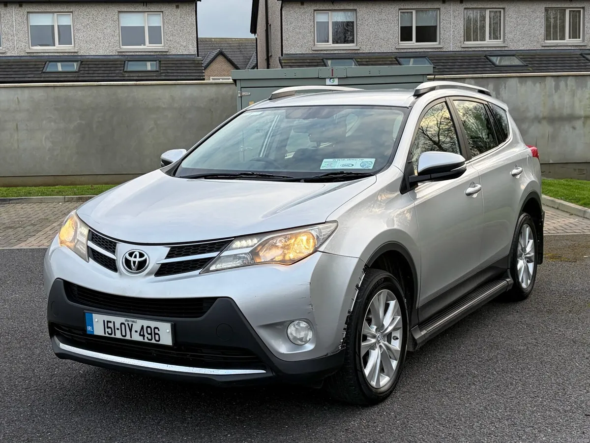 2015 Toyota RAV4 AWD - Image 2