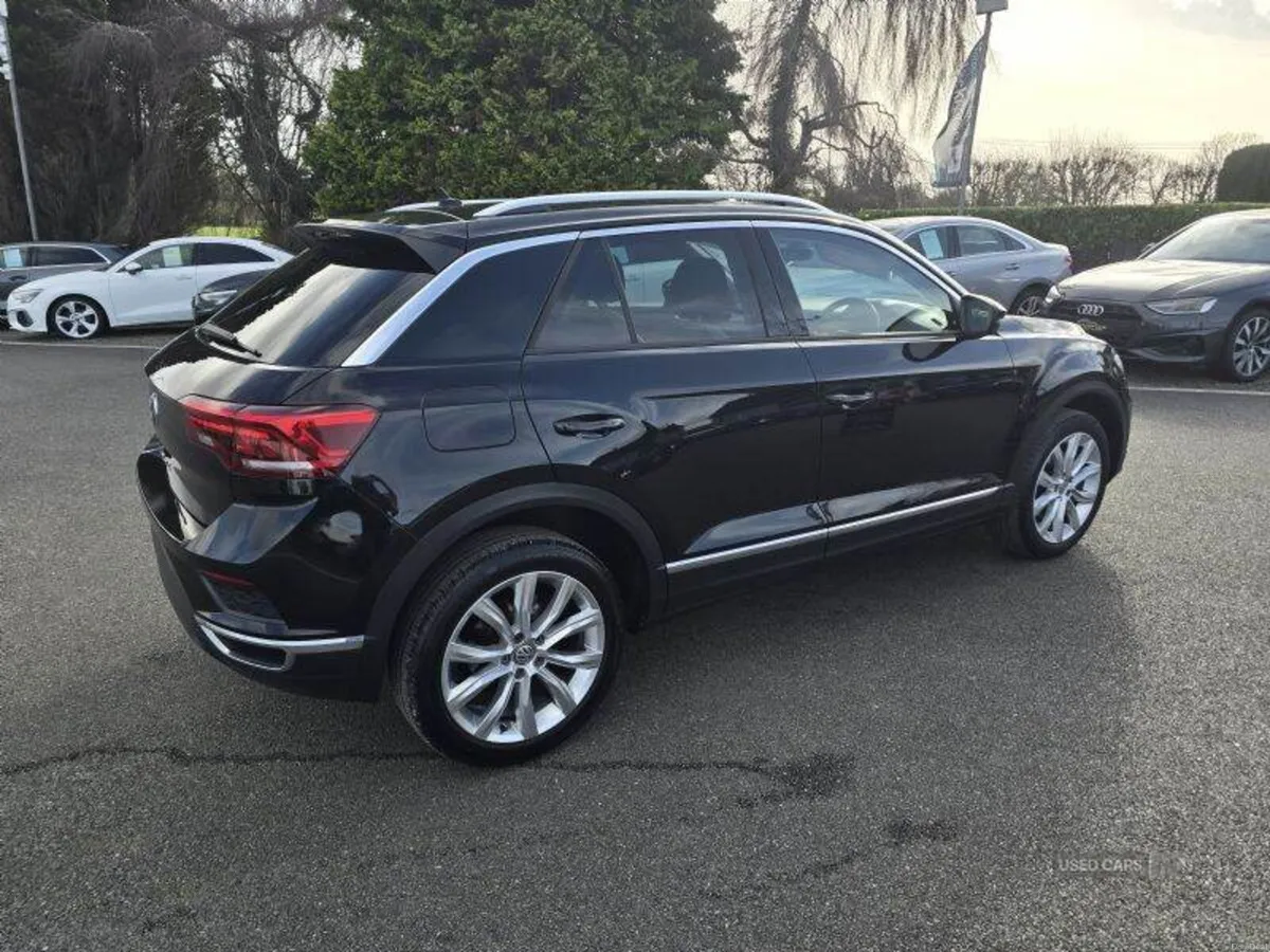 Volkswagen T-Roc SEL - Image 5