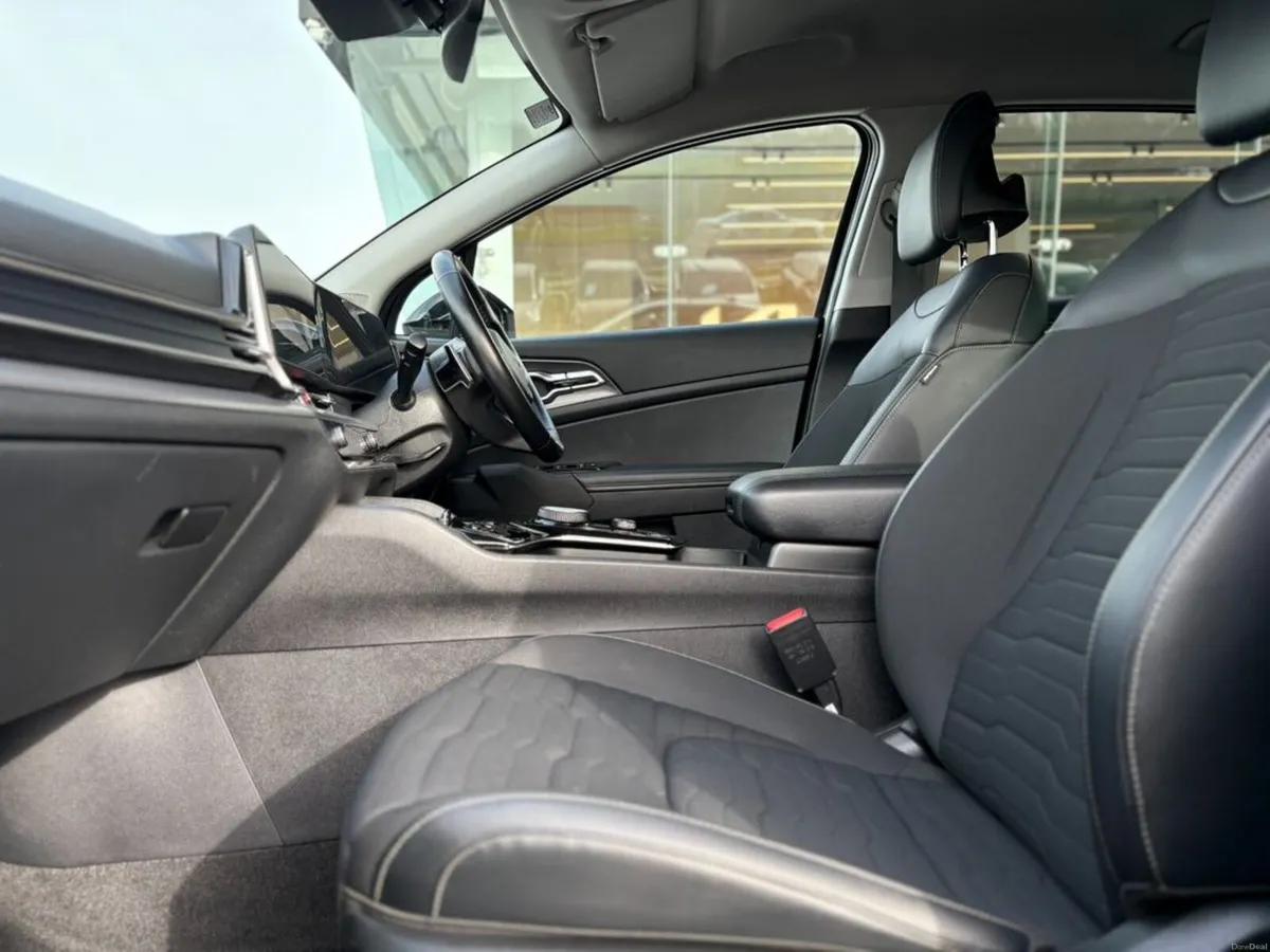 Kia Sportage 1.6 K3 Plug in hybrid - Image 2