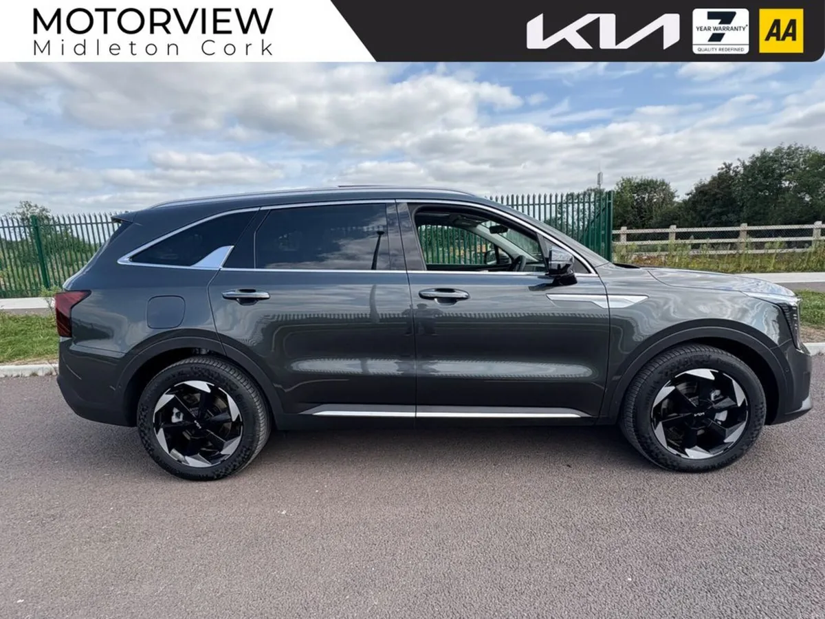 Kia Sorento **Low Rate Finance* 1.6 phev , Auto, 7 - Image 3