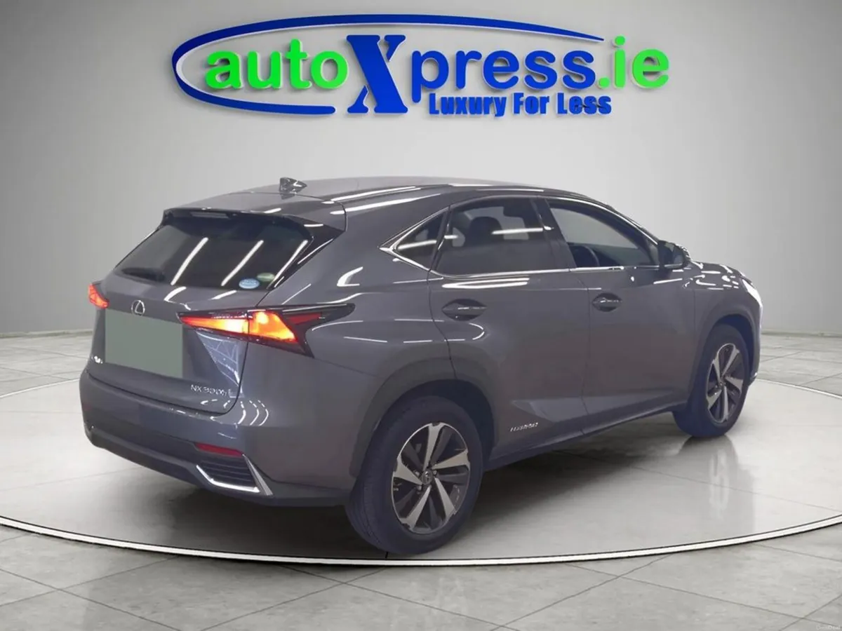 Lexus NX 2.5 Hybrid, Exclusive, Automatic - Image 3
