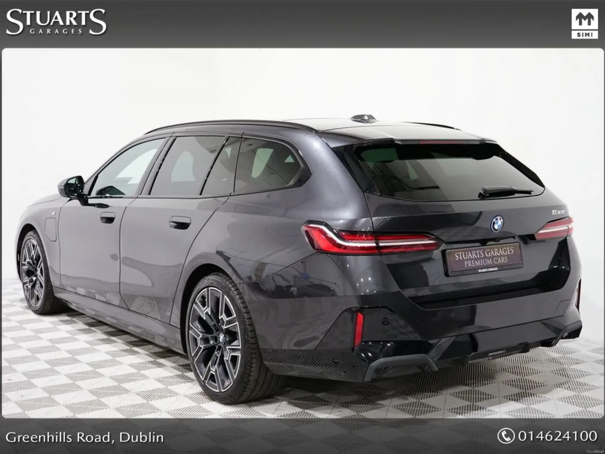 BMW 5-Series *PANORAMIC SUNROOF, TECH PACK AND 20” - Image 2