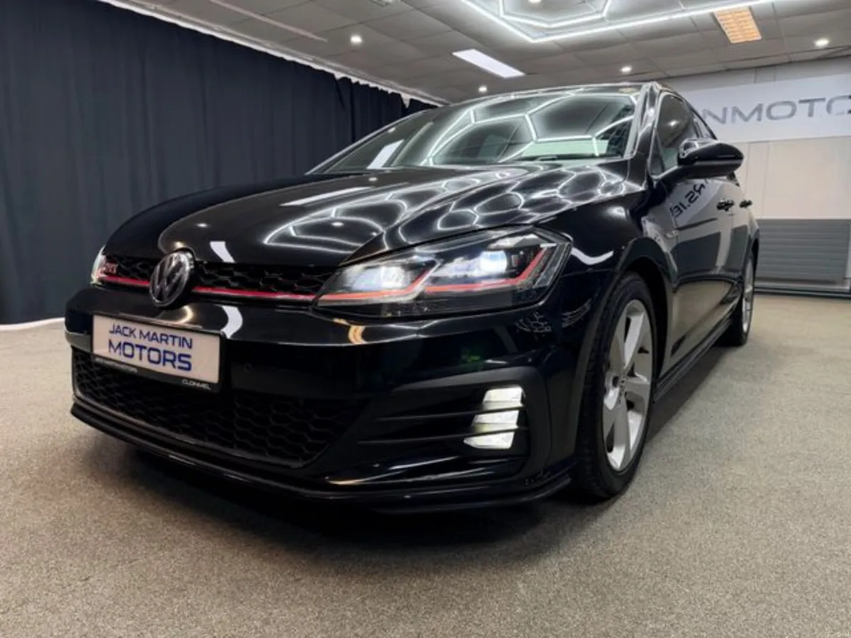 Volkswagen Golf GTI - Image 3