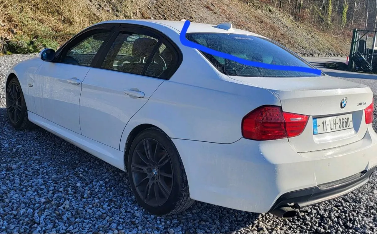 BMW 318D M SPORT - Image 2