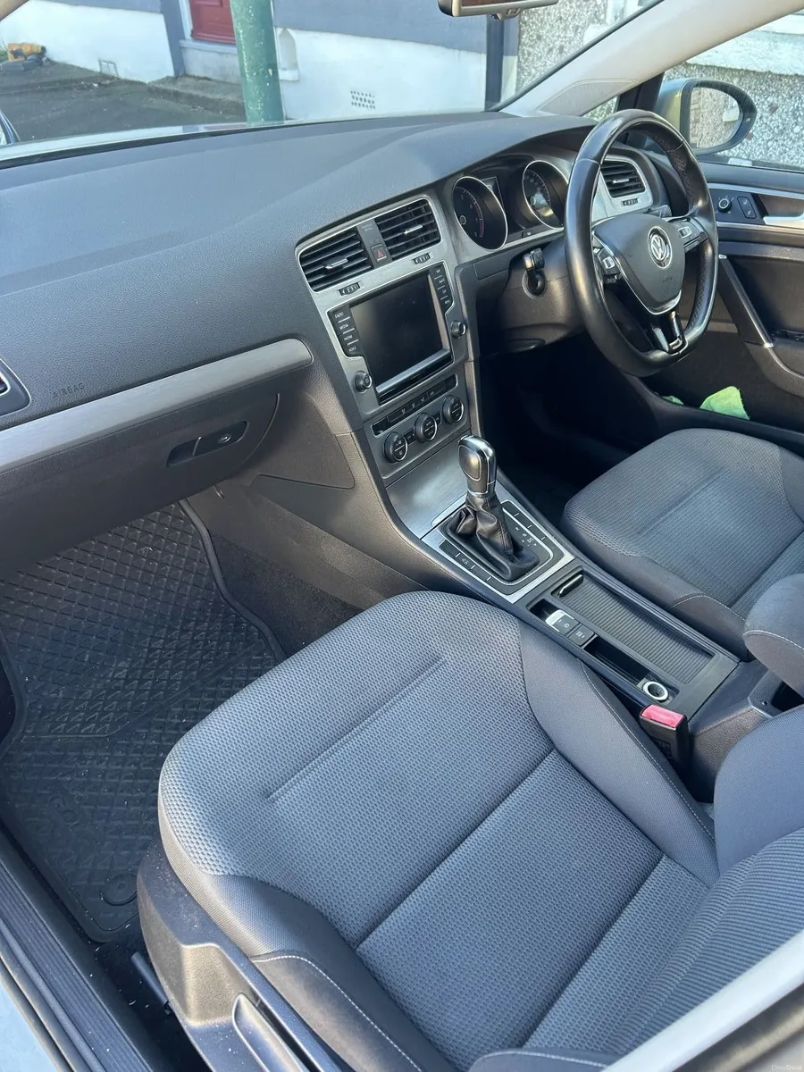 2014 Volkswagen Golf 1.2 TSI Bluemotion AUTO - Image 4
