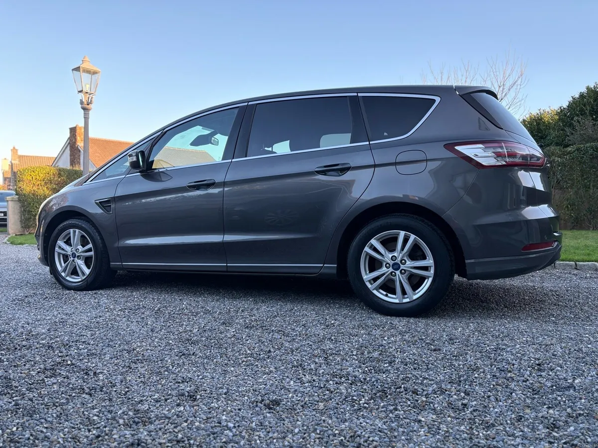 Ford S-Max - Image 4