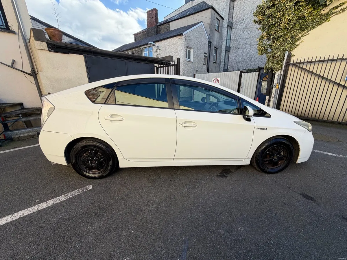2013 Toyota Prius Hybrid Automatic 11/26 NCT Clean - Image 3