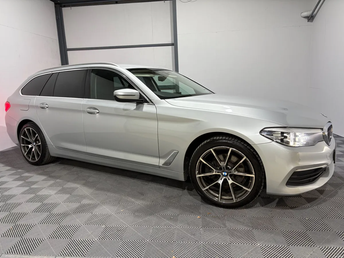 19 BMW 520D G31 XDRIVE 5DR AUTO - Image 1